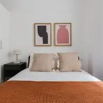 Blueground Antiga Esq De Leixample Furnished Bcn-137
